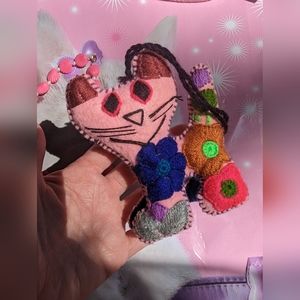 Only for Bundle Purchase✨😽　Cute Pink Cat Embroidery Mascot